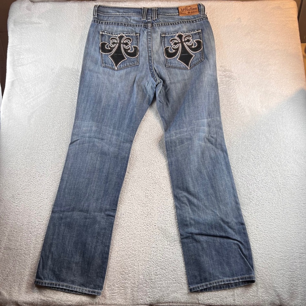 Affliction Cooper Distressed Jeans Mens 34 Blue Denim Embroidered Fleur De Lis